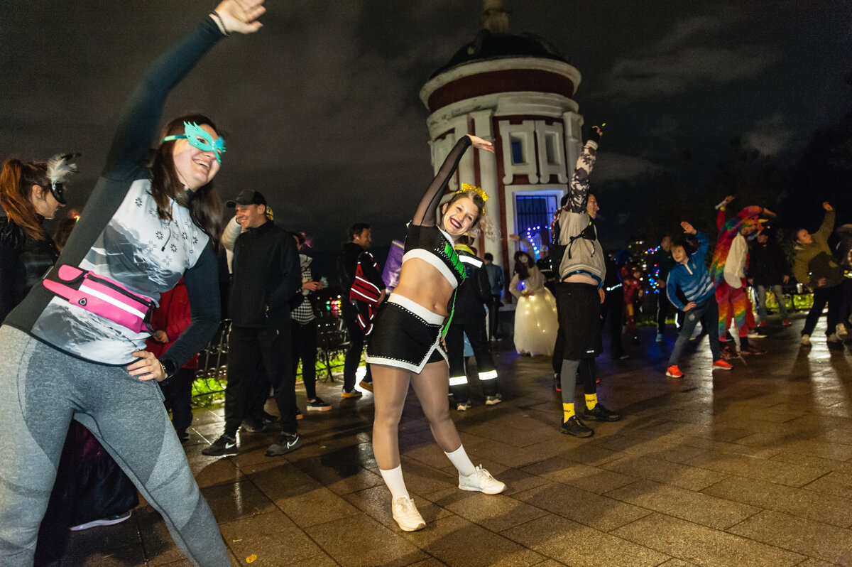 фото от организаторов Разминка у ротонды