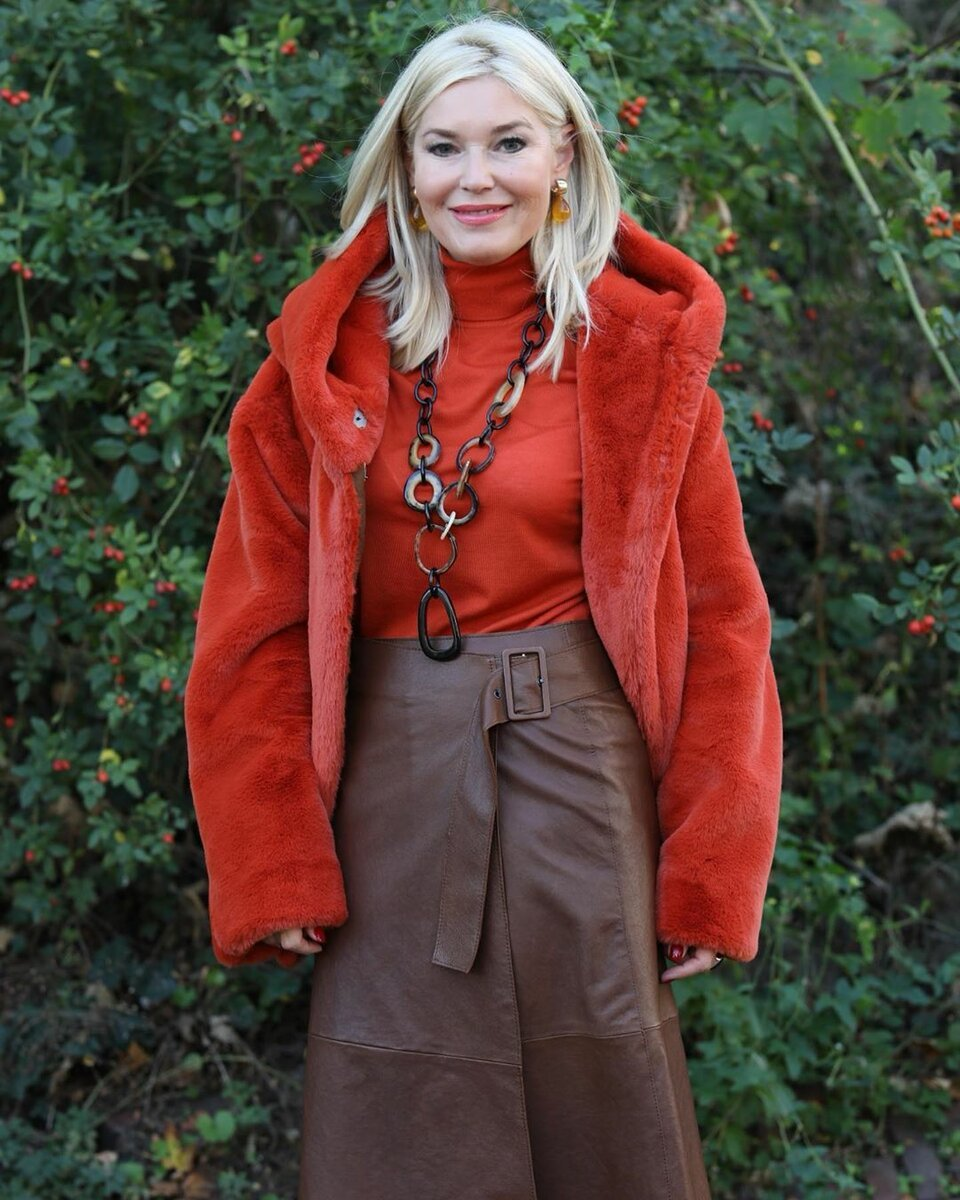 Petra Dieners on Instagram: "Ihr Lieben, rot zu pink und eine Prise Klassik. Red