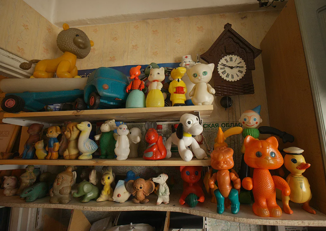 Включи игрушка старый. Игрушки СССР. Старинные детские игрушки. Коллекция советских игрушек. Старинные советские игрушки.