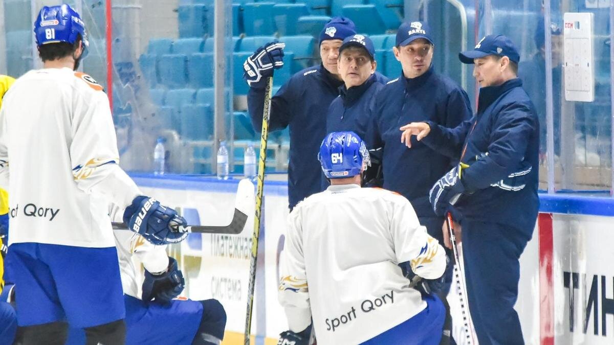    Тренерский штаб "Барыс":hcbarys.kz