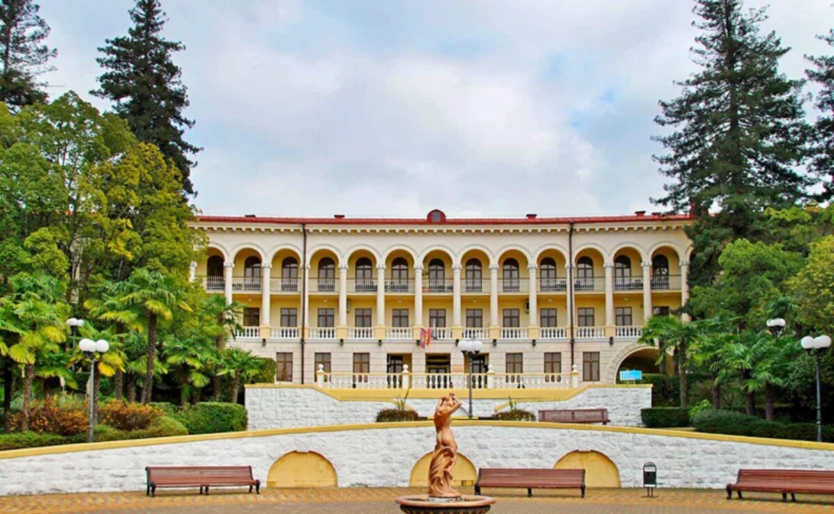    Осенний отдых в санаториях Сочи, Анапы и Геленджика: сколько стоят путевки