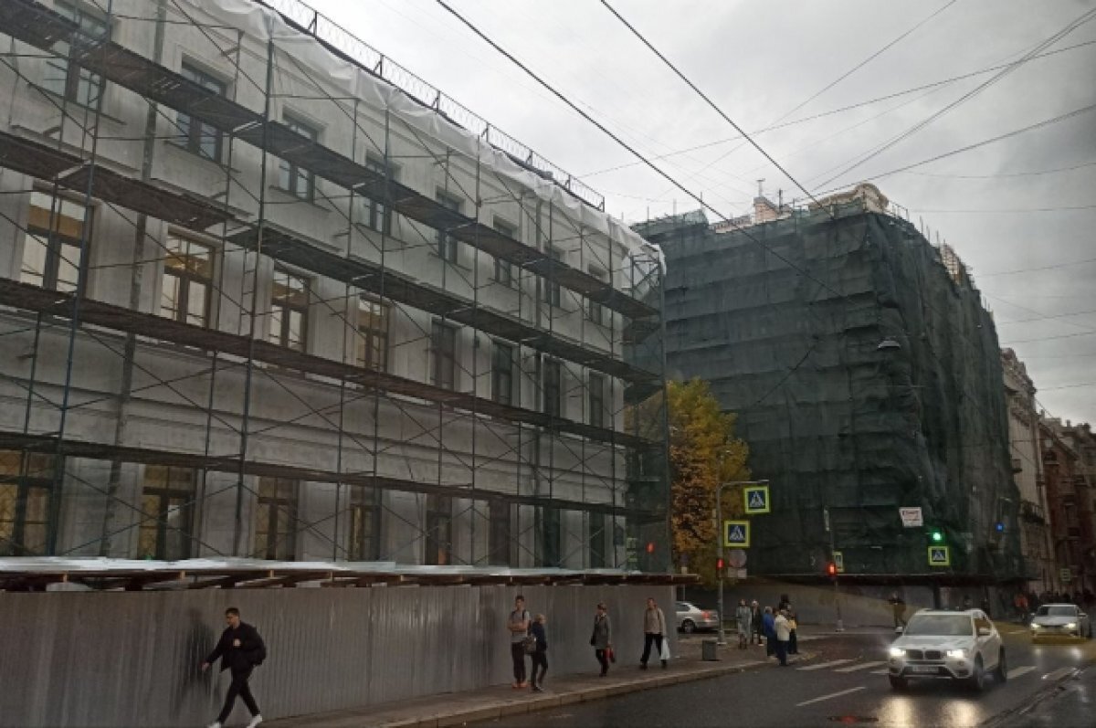    В Смольном рассказали о размере взноса на капремонт в Петербурге в 2024-м