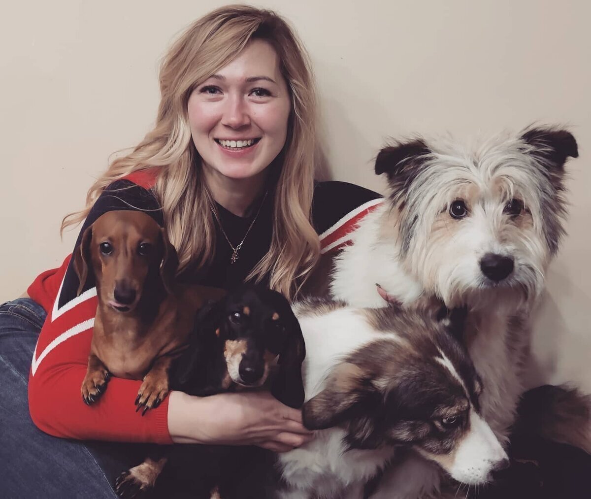 Привет :) Я и мои собани.