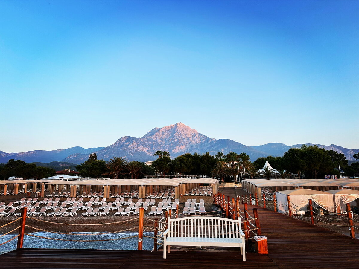 Вид на гору Тахталы, Турция Текирова.