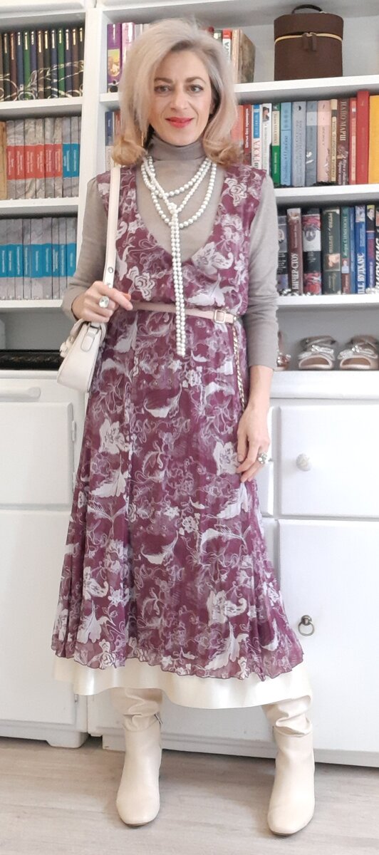 Водолазка и платье из секонд-хэнда.