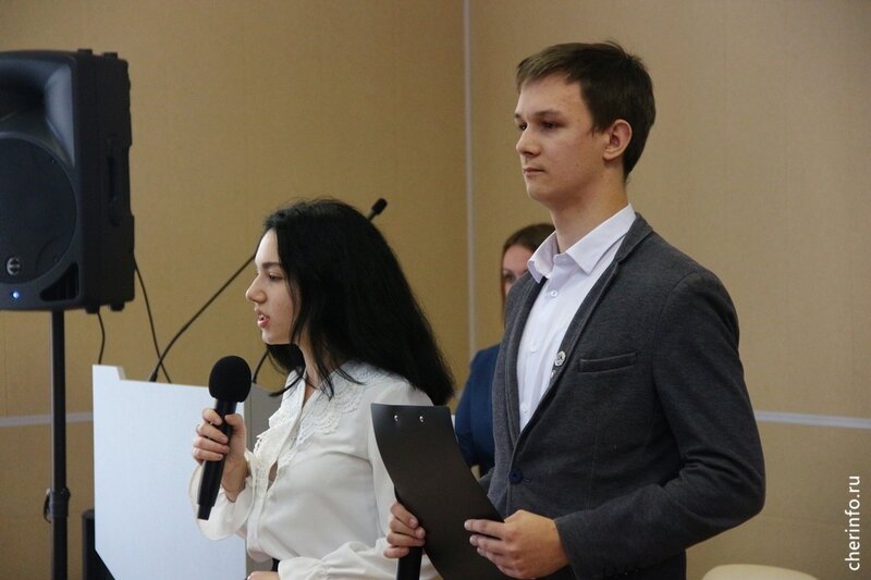    В клубе студенты будут изучать строевую подготовку, проводить спортивные и патриотические мероприятия, научатся оказывать первую медпомощь.