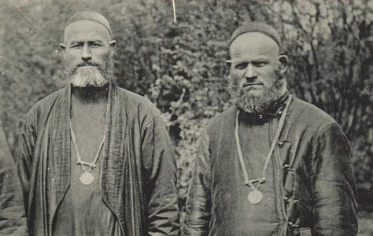 Мишари в ермолках