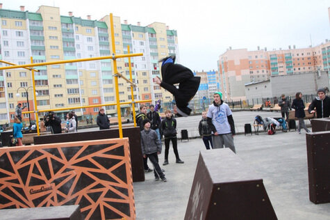 фото взято с сайта https://chel.mk.ru/article/2013/11/20/947910-sportkompleks-v-churilovo.html