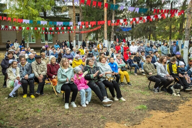    «Газпромнефть-Оренбург» расширяет возможности культурного досуга в Переволоцком районе Кристина Просвиркина