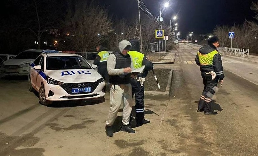 Завершился первый рейд ГИБДД октября - нетрезвый водитель.