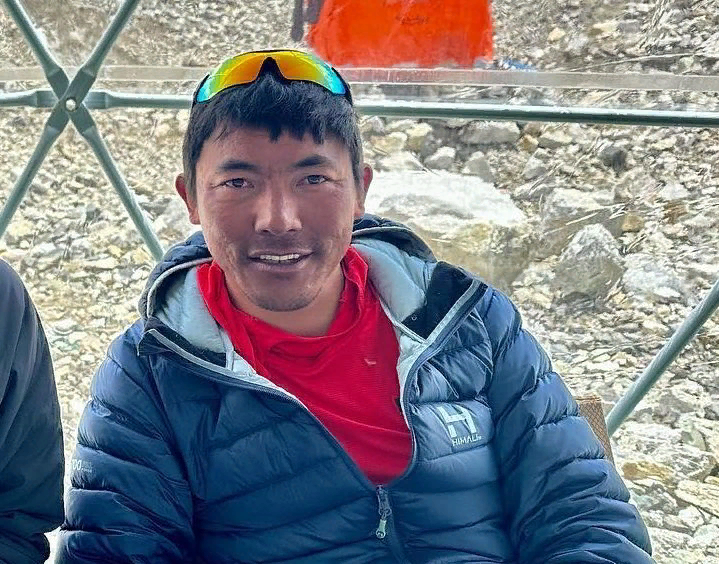 Мингма Джи на Эвересте весной этого года. Фото: Imagine Nepal