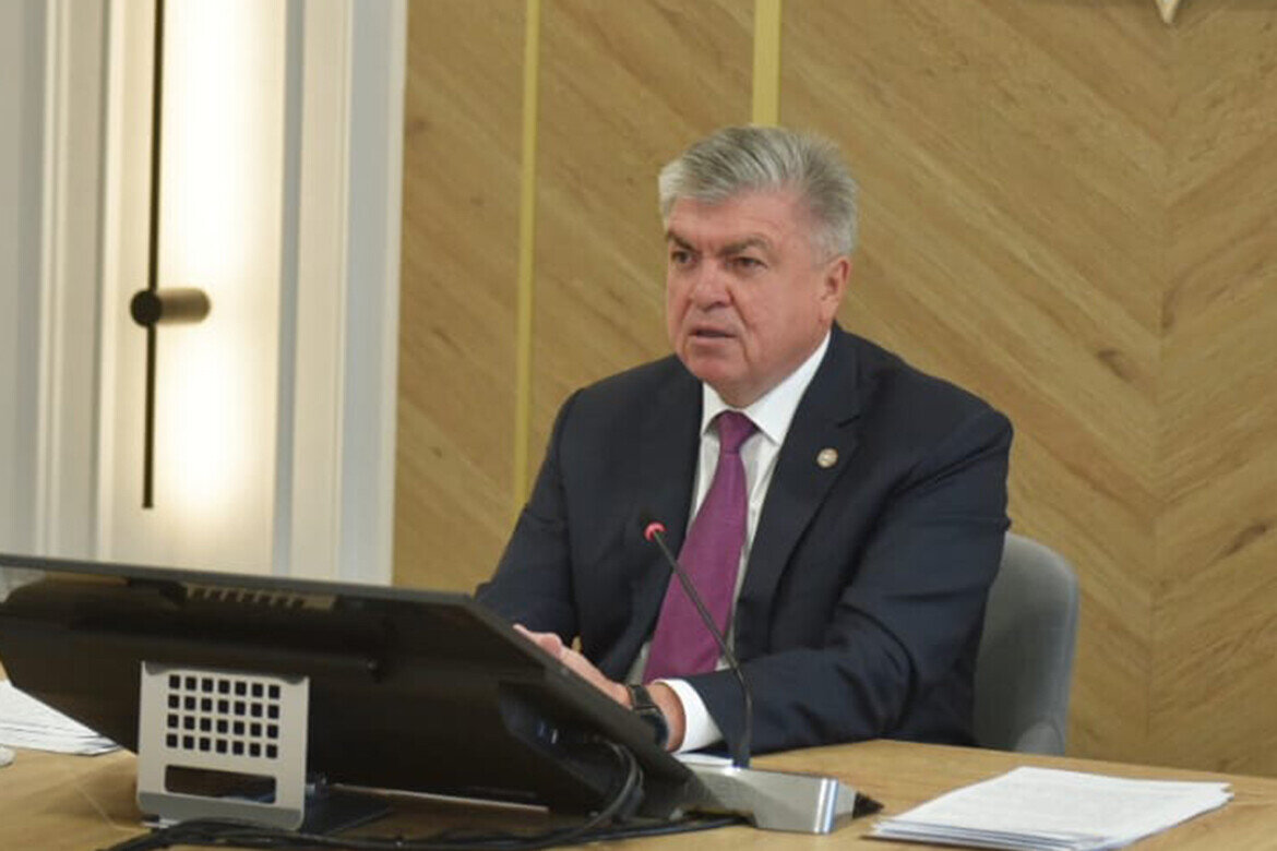 ​Наиль Магдеев: «Женщины за рулем более дисциплинированы, чем мужчины, это факт. В ДТП, как мы знаем по статистике, попадают мало». Фото: nabchelny.ru 
