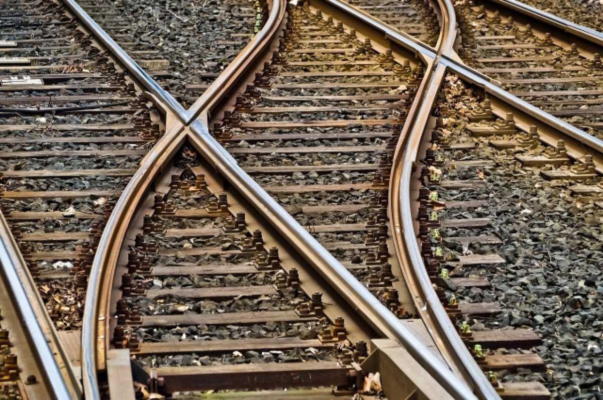    В Саратове реконструируют коммуникации под трамвайными линиями