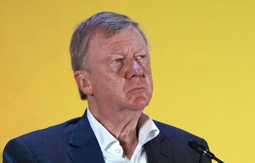    Экс-главу «Роснано» Чубайса заметили в аэропорту, он вылетает из Израиля