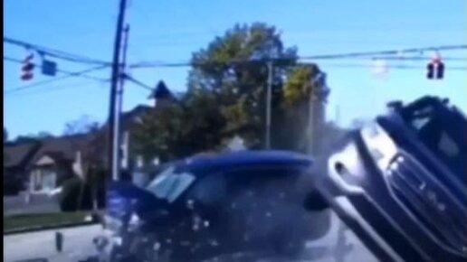 АвтоДок | 🥴 Авария с разных ракурсов, как все было #дорожныевойны | Дзен