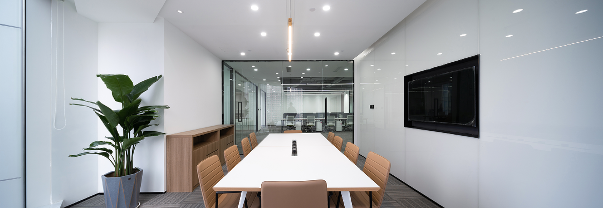 Внедрение "Умного офиса" требует внимательного анализа и подготовки, чтобы максимизировать его преимущества и минимизировать недостатки.