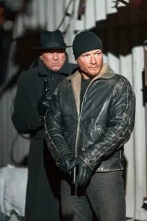 Кадр из сериала пëс