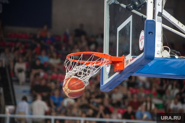    БК «Парма» уступил победу нижегородскому клубу «Пари-НН»