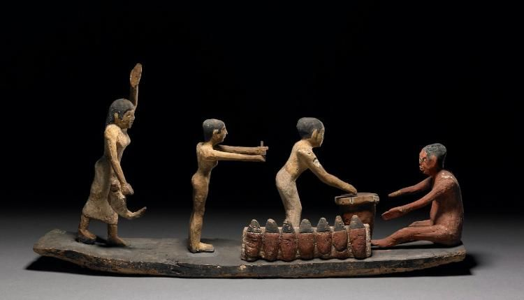 Древнеегипетские фигурки пивоваров. Источник: British Museum