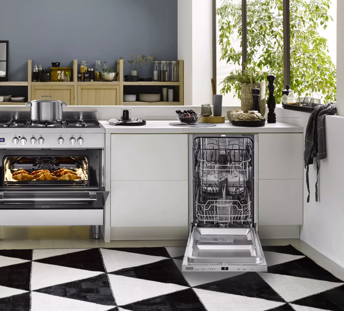 Встраиваемая посудомоечная машина DeLonghi DDWS06S Basilia