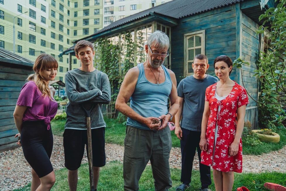 Василина Юсковец, Тимофей Елецкий, Николай Добрынин, Сергей Лавыгин и Александра Урсуляк 