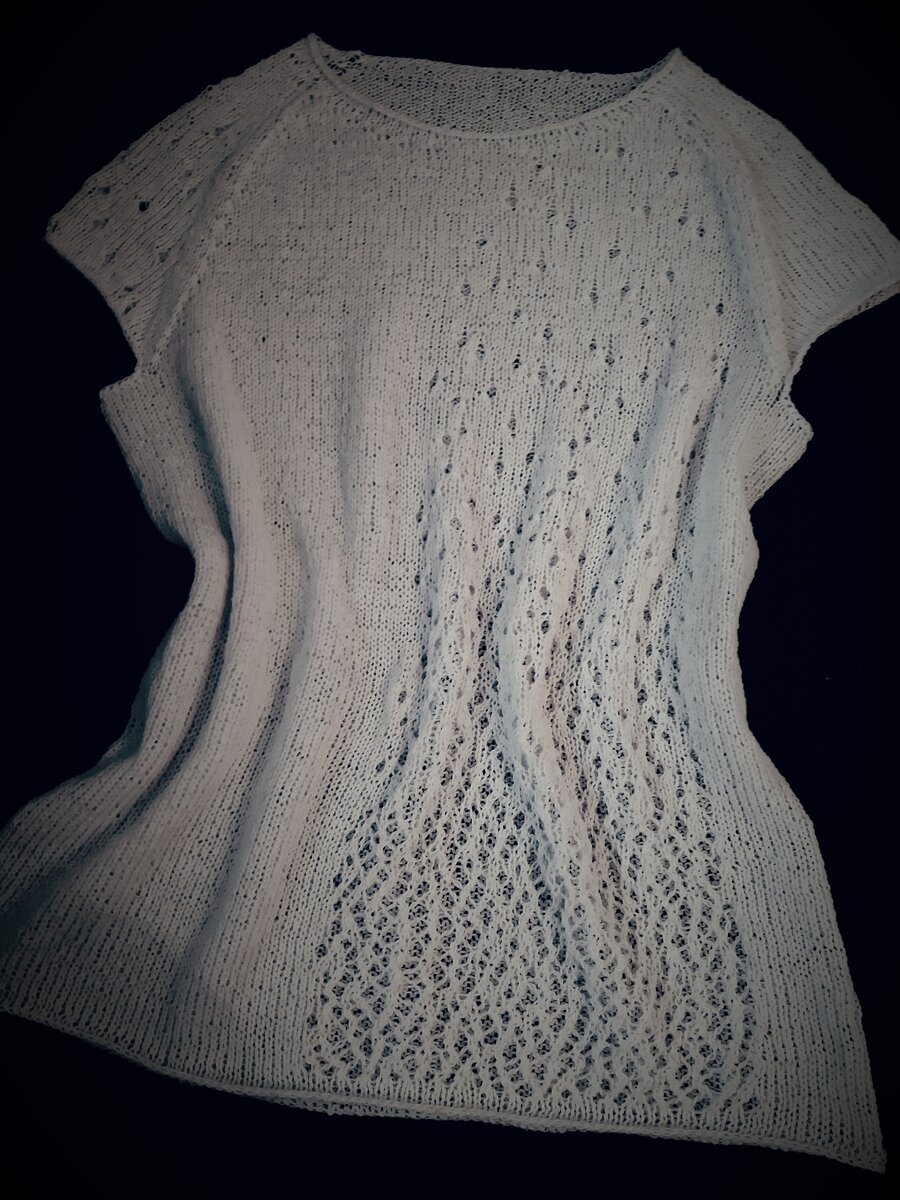 Футболка из хлопка. Узор "Капельки дождя".