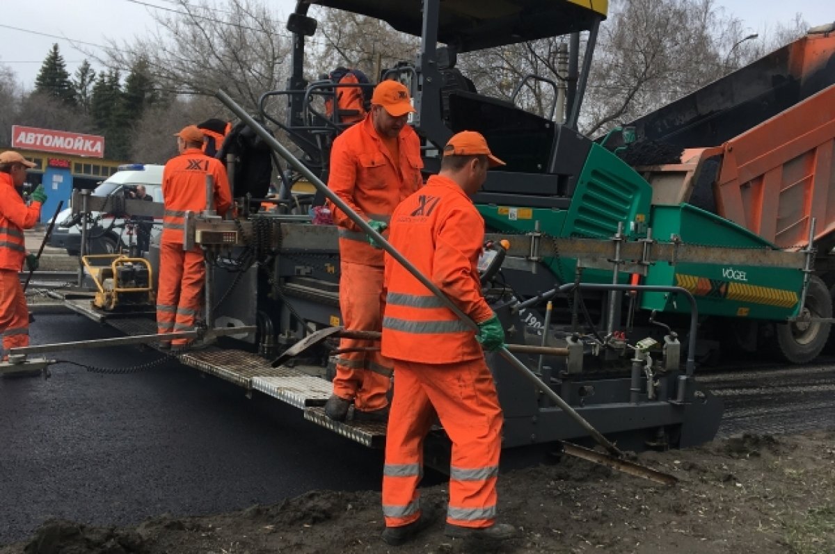 В Самаре квалифицированный дорожный рабочий получает до 100 тыс. рублей |  АиФ-Самара | Дзен