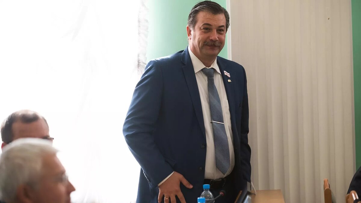     «Экодом», прописанный на улице Ватутина, сейчас приносит своим владельцам только убытки.