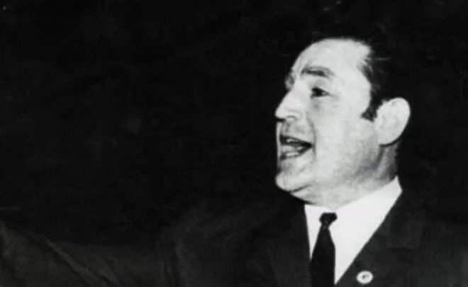 Фото: скриншот realnoevremya.ru из видео «Габдулла Рәхимкулов / 1926—1997 / Күренекле татар җырчысы / Габдулла Рахимкулов / Татарский певец»/youtube.com, аккаунт «Институт Татарской энциклопедии» 
