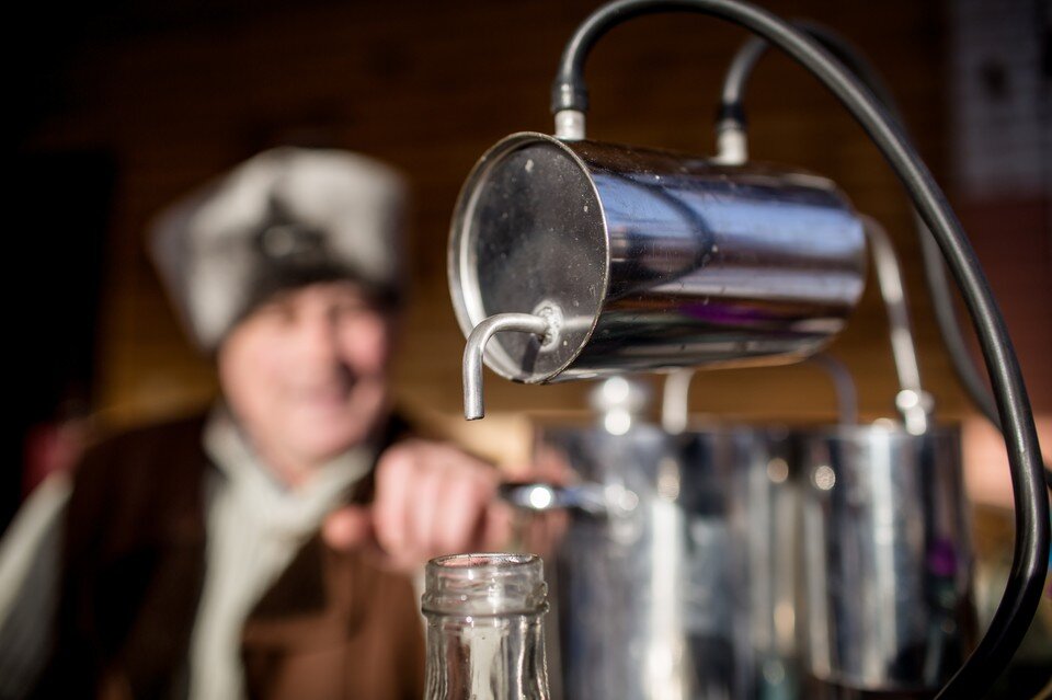    Десятки лет люди варят, открывают новые технологии производства, пытаются выработать особенные вкусовые качества своих напитков. Валерий ЗВОНАРЕВ