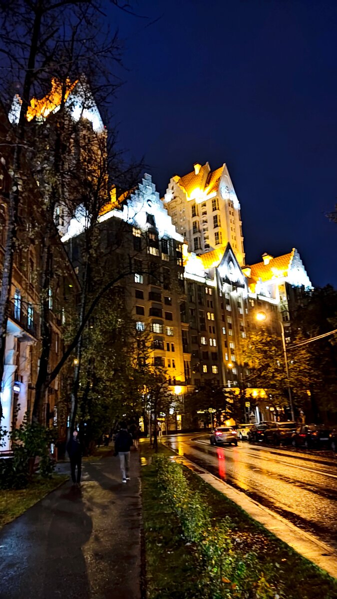 Замок в Москве