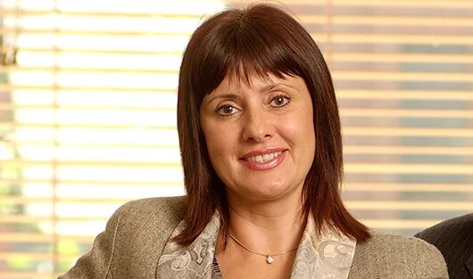 директор елены