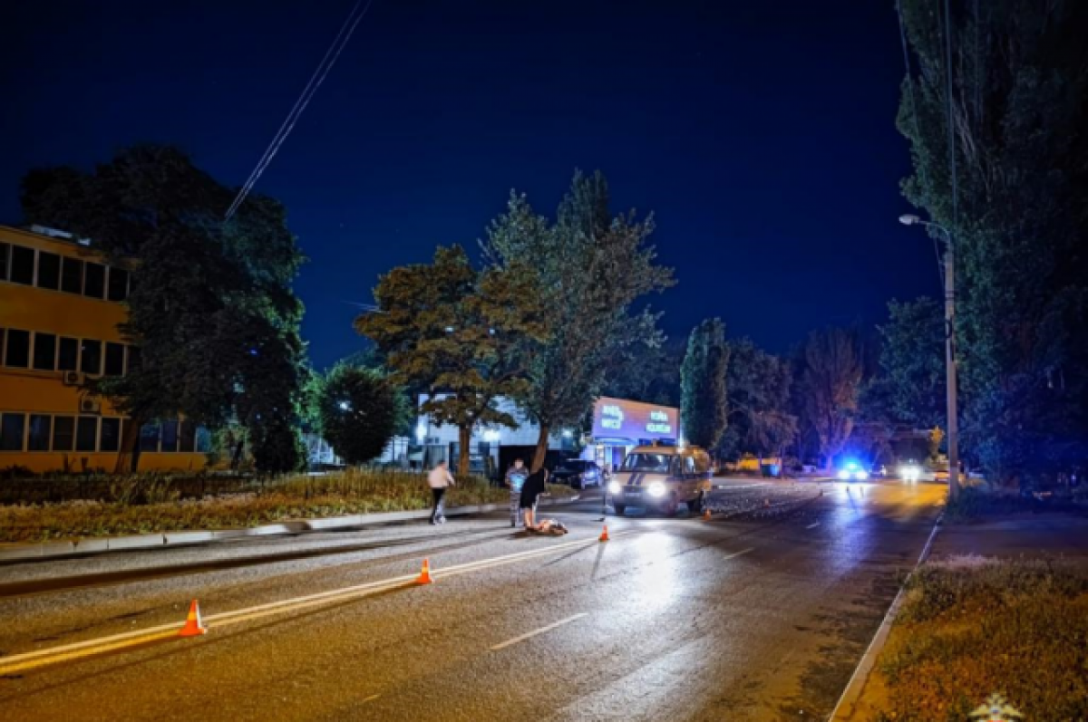 Волгоградец, протащивший с сотню метров на капоте пешехода, пойдет под суд  | АиФ Волгоград | Дзен