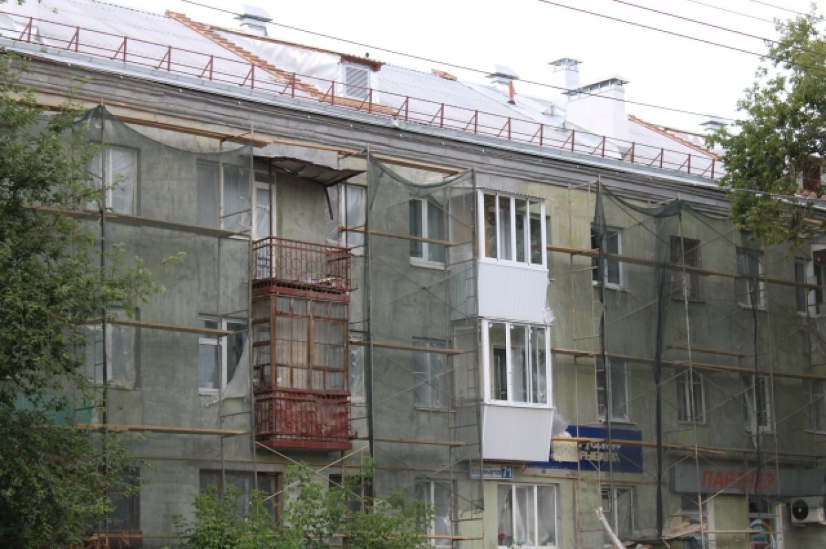    Жители оплачивали коммунальные услуги, но деньги оставались на счетах.