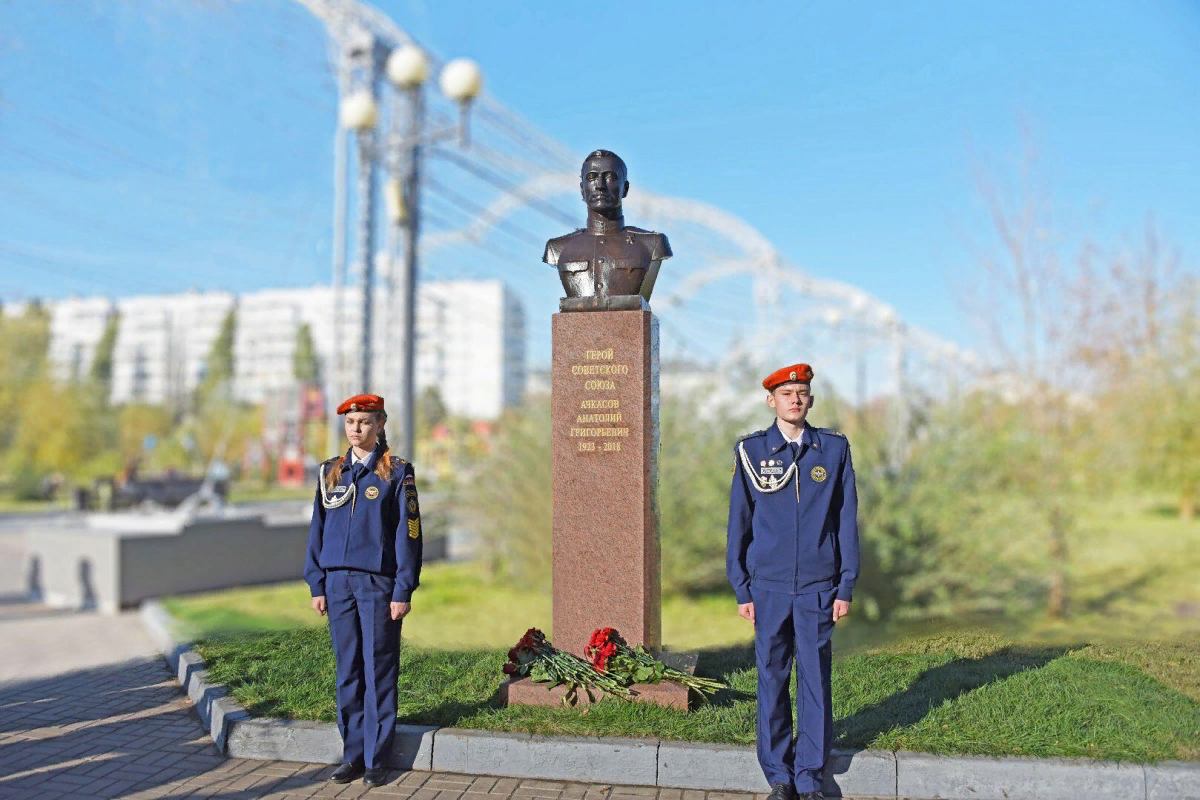 в полку этом ачкасов бывал уже не раз