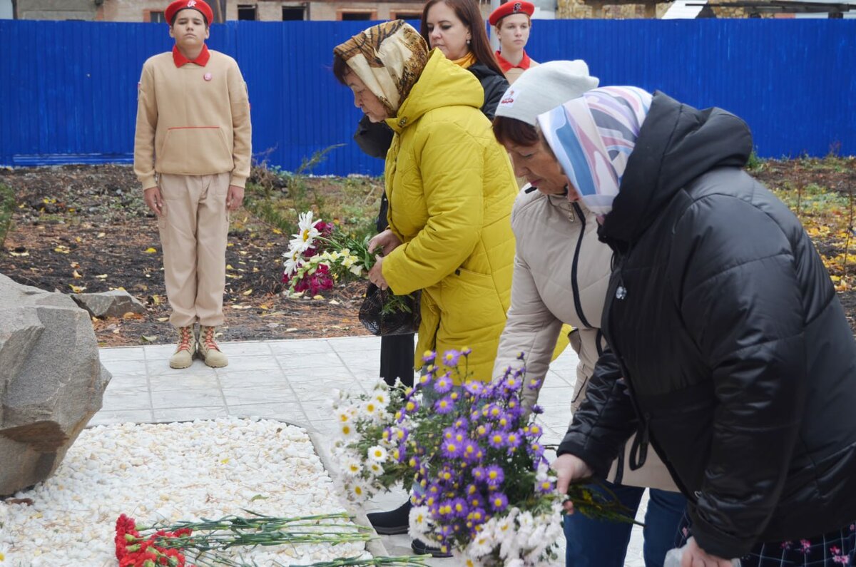  📷    В Сакмарском районе появился сквер «Мужество» Андрей Севостьянов