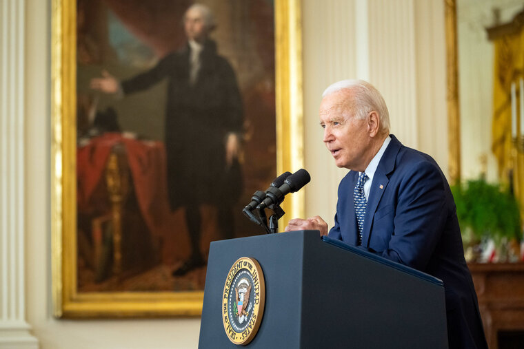    Джо Байден продолжил замысел Барака Обамы в том, чтобы сделать Иран сильным государством на Ближнем Востоке