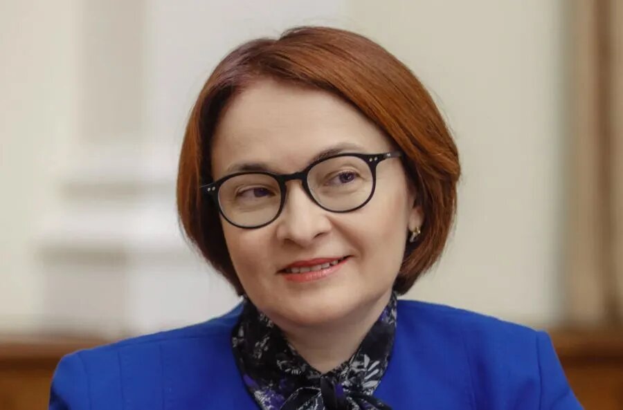 Возможно, Эльвира Сахипзадовна просто считает, что в политике ЦБ, как и в женщине, – должна быть какая-то загадка