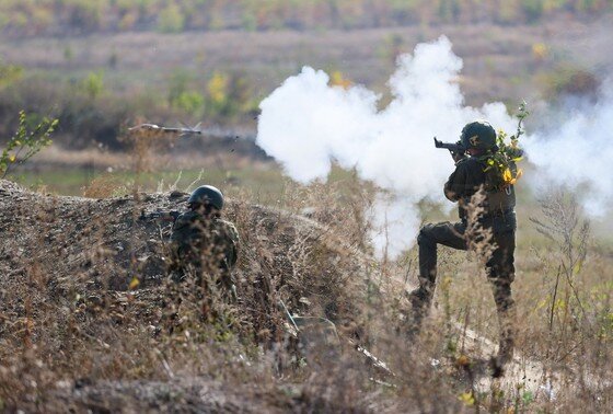   Военнослужащие ВС РФ
