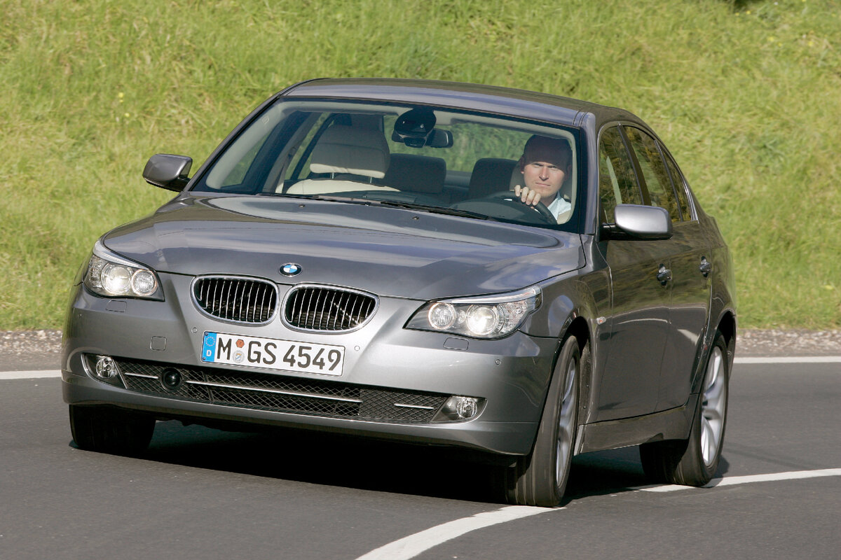 Стоит ли покупать BMW 5 серии в кузове E60? Все проблемы, с которыми можно  столкнуться | Что взять? Авто с пробегом | Дзен