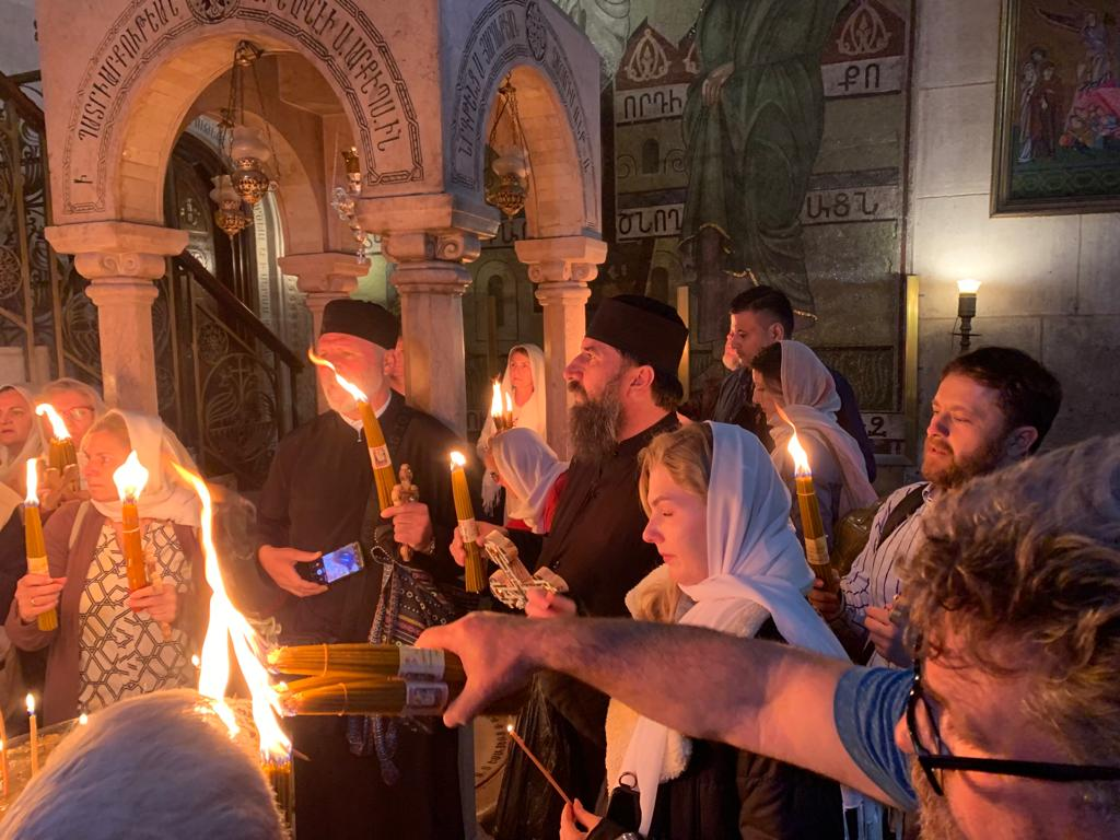 🔥Я зажгу защитные свечи за вас - против магии, колдовства и действий злых  сил - от Благодатного Огня - в праздник святых Киприана и Иуcтины | Эмилия  - Святой Иерусалим | Дзен