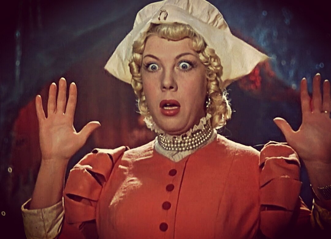 Кадр из фильма "Королевство кривых зеркал" 