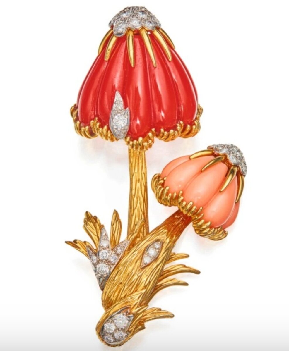 ?  ???   Van Cleef & Arpels