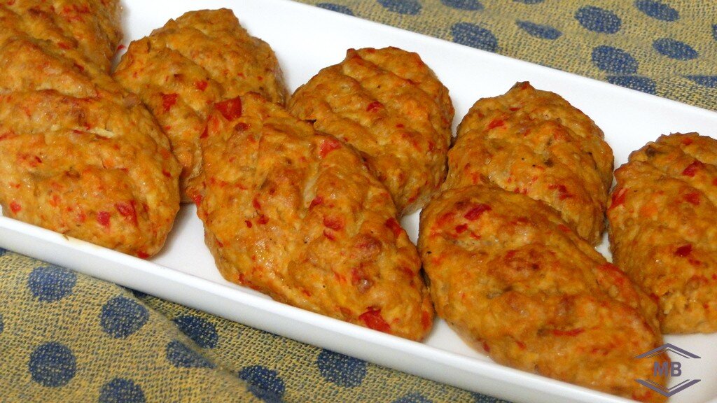 Сочные котлетки с овощами, приготовленные в духовке - польза для организма и радость вкуса!