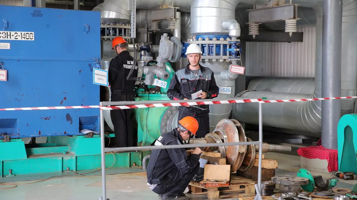     В Ростове-на-Дону со среды, 11 октября, начнут подавать тепло в дома местных жителей, сообщил глава городской администрации Алексей Логвиненко.