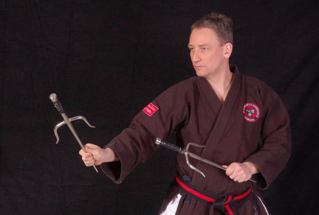 Фото с сайта http://www.shindo.de/en/sparten/kobudo/