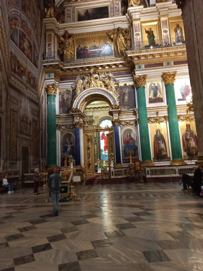 В Исаакиевском соборе. Санкт-Петербург. 29.09.2023. Фото автора.