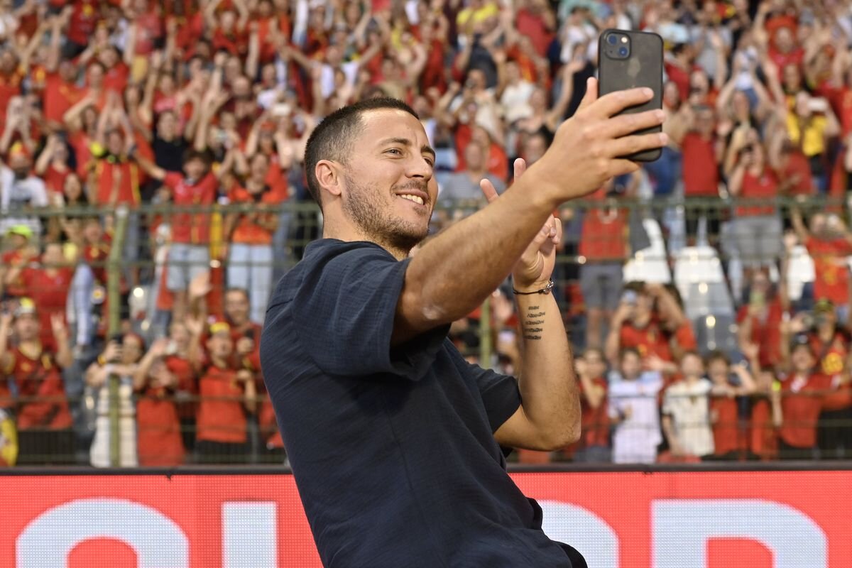     Футболист, которого погубила любовь к бургерам: Эден Азар бесславно закончил карьеру в 32 года