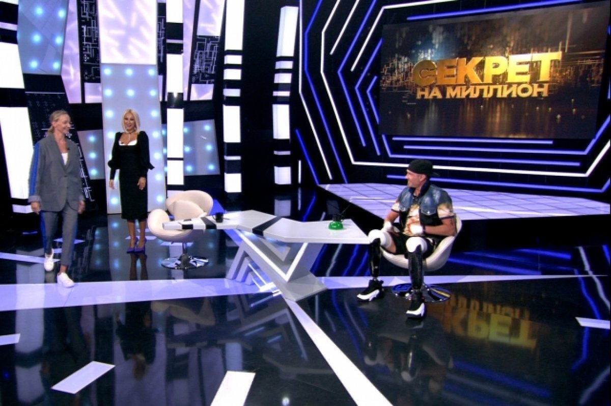    Мотоцикл продали, чтобы быстрее получить протез руки.