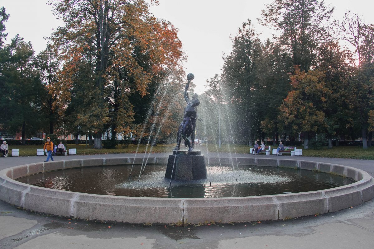    Скверы на площади Труда в Ярославле прошли техническую приемку